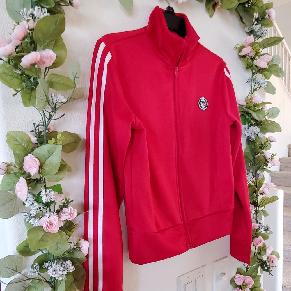 Activewear - Red Jacket - Picture 2 of 6